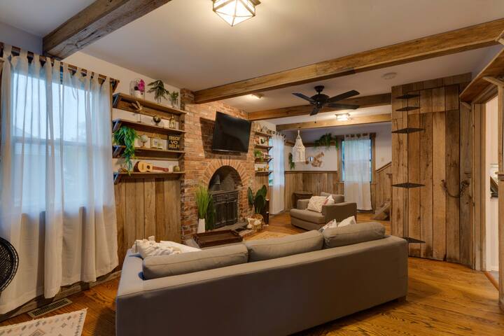 NEW Playground – Hot Tub|Games|Pool|Broadway Buzz gallery image 4