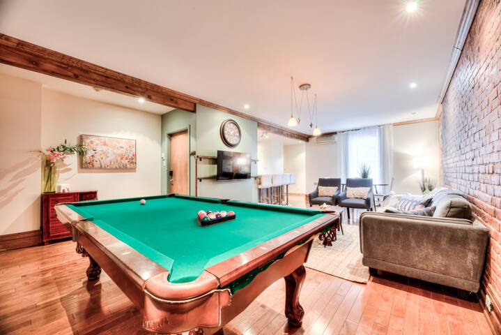 Montreal’s Grande Prestige! Big Groups & Nightlife gallery image 2