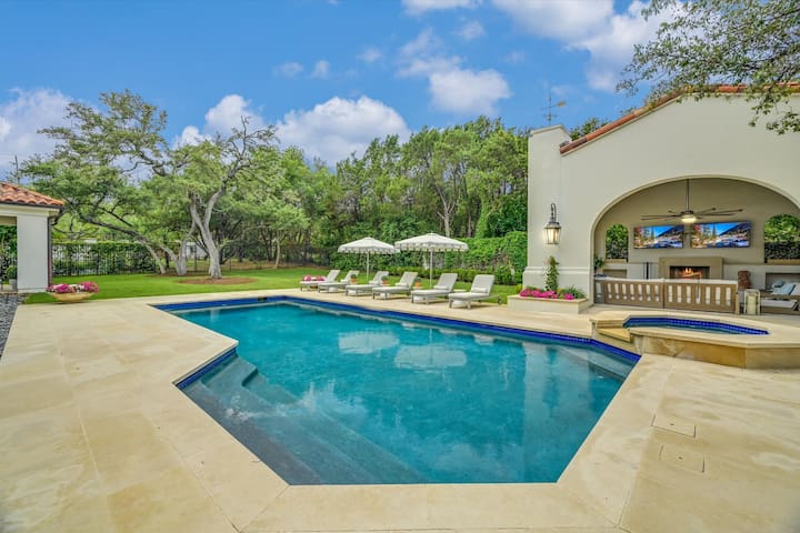 Above Splendor l 5 Bedrooms l Pool&Spa l Picklebal