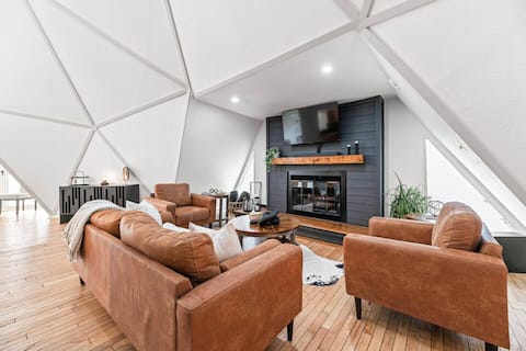 Dome Manor | Pool + Hot Tub Near FIFA & AT&T