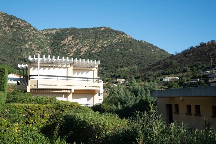 Mireille Et Françoise managed Airbnb listing 2