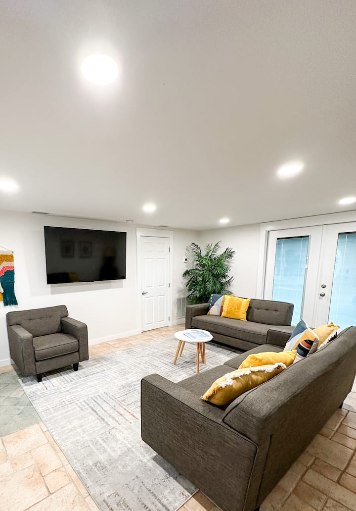 Dolphin Inn Near Englewood Beach - Manasota Key, FL