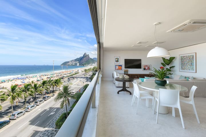 4 Suites Oceanfront in Ipanema – Ipa012