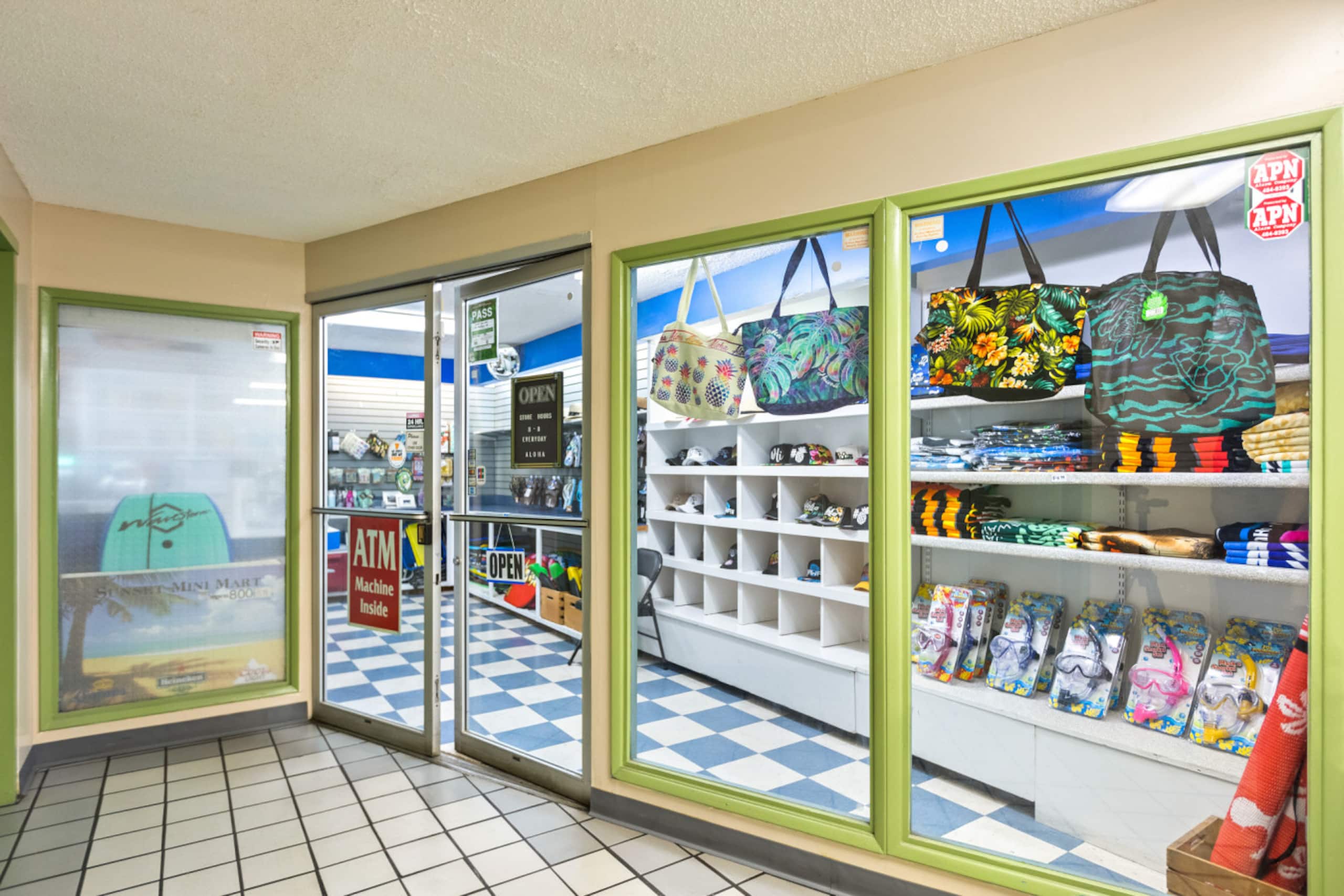 Escape to the Beach in 2 blocks - Image 32