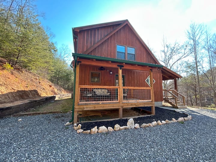 Whiskey Ridge Luxury Log Cabin Lodge - Bryson City, NC