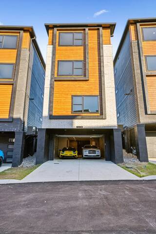 Double the fun! Sleeps 24!