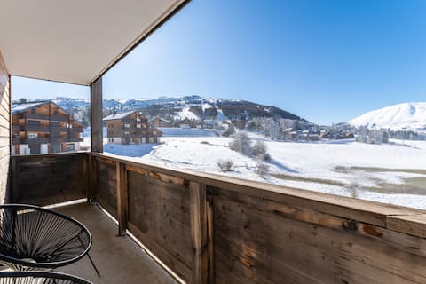 Apartment for 6 700m from the ski slopes