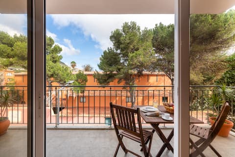 Top-earning Airbnb listing in Caniço, 2 bedrooms