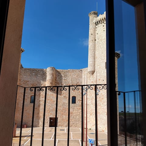 Propiedad de Airbnb exitosa: El Balcón del Castillo Rural House en Guadalajara
