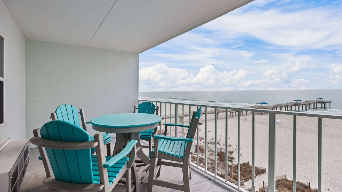 ERスモークスクリーン＆プロール＆ブルーストリーク Emerald Skye 43 | Gulf-Front + Pool - Condominiums for Rent in