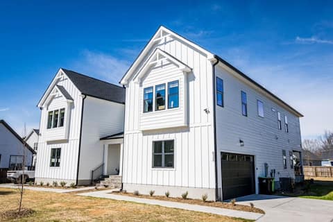 Experience "The Grande 532" in Downtown Apex!