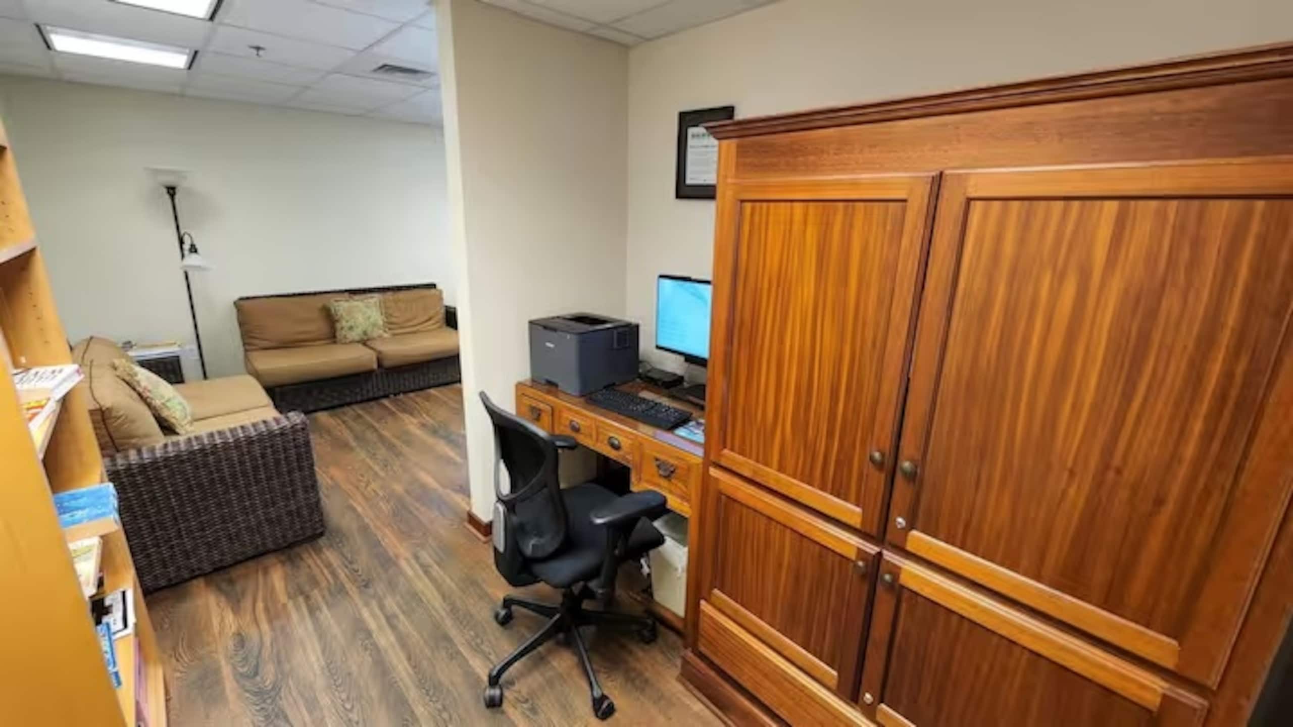Condo in Princeville · ★4.96 · 1 bedroom · 2 beds · 1 private bath - Image 51