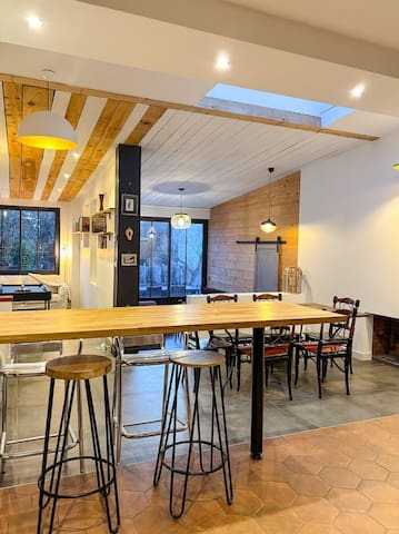 Le Studio Conciergerie managed Airbnb listing 2