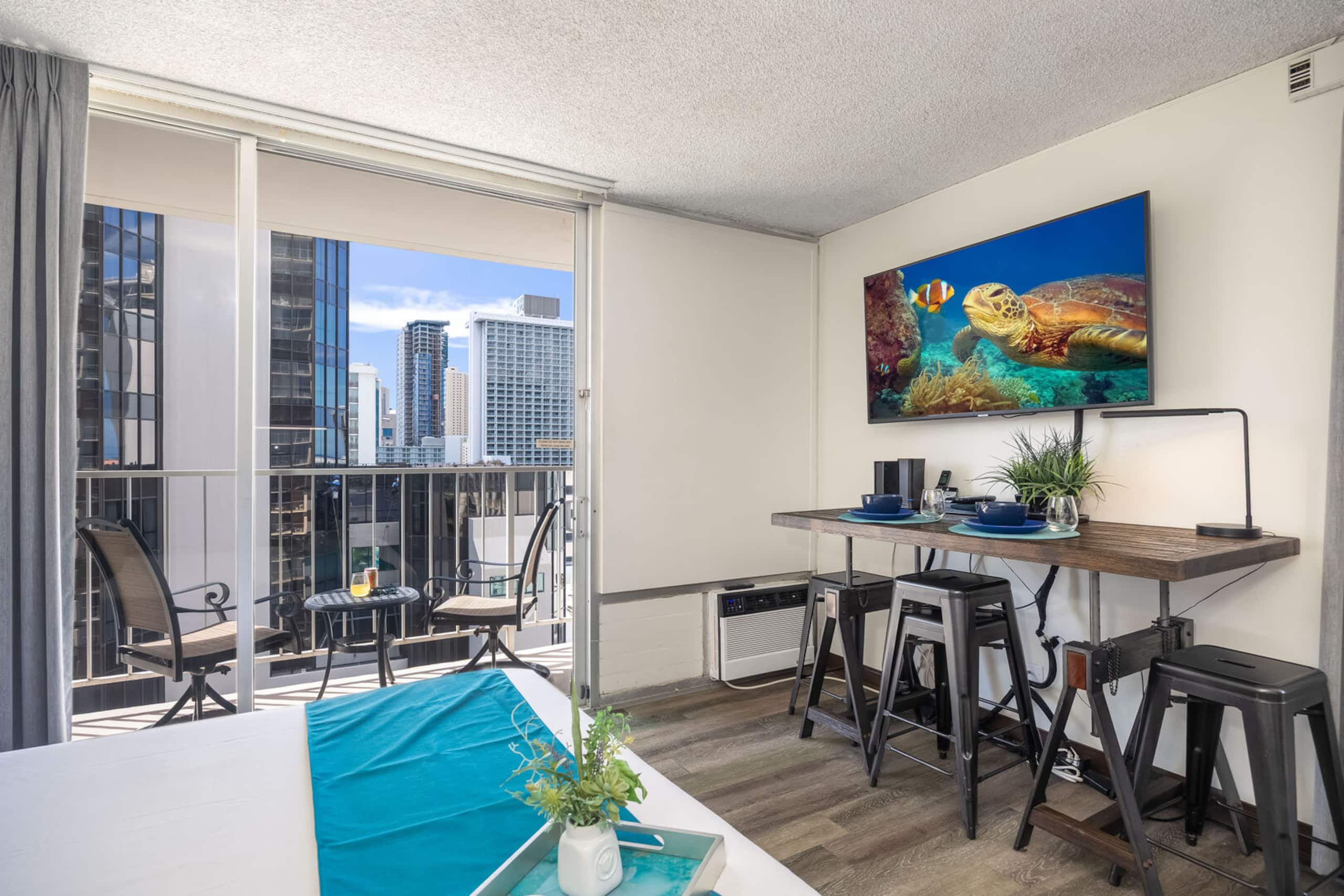 Condo in Honolulu · ★4.73 · 1 bedroom · 1 bed · 1 private bath - Image 27