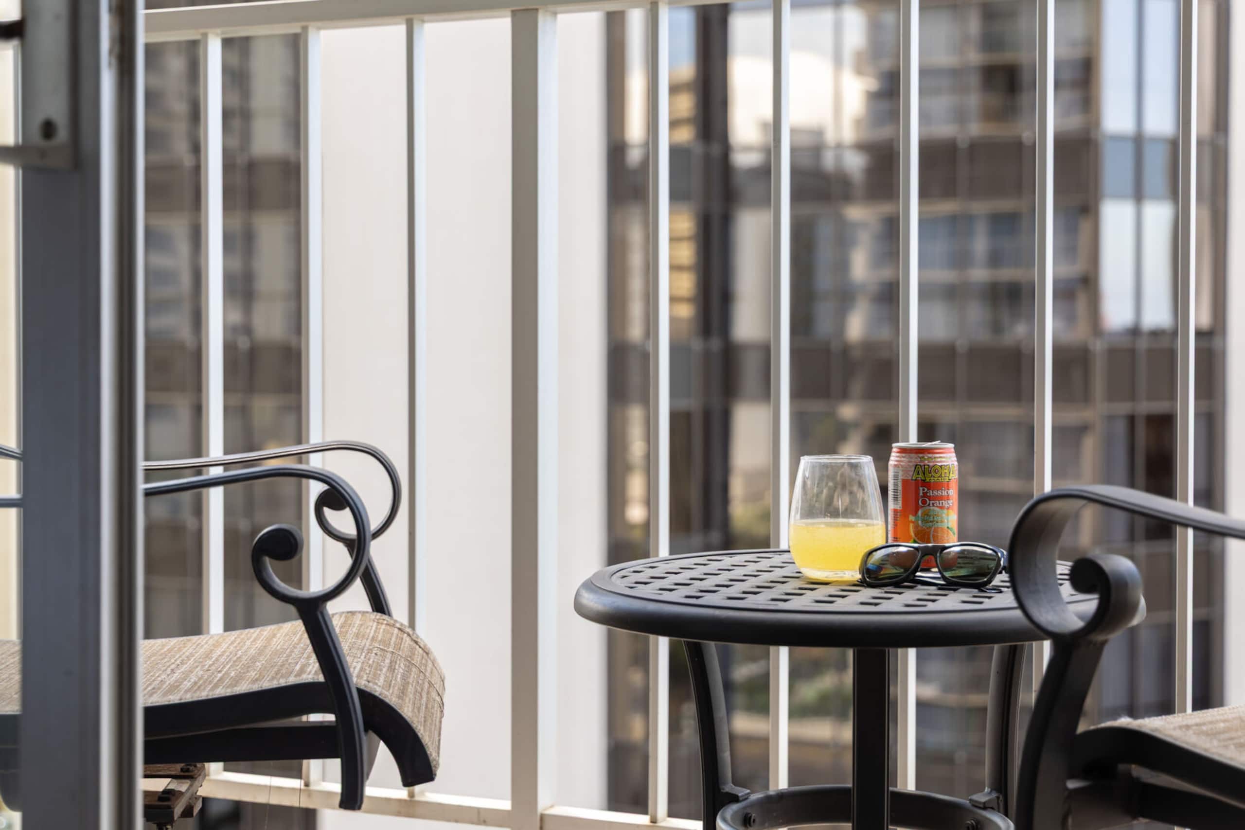 Condo in Honolulu · ★4.73 · 1 bedroom · 1 bed · 1 private bath - Image 19