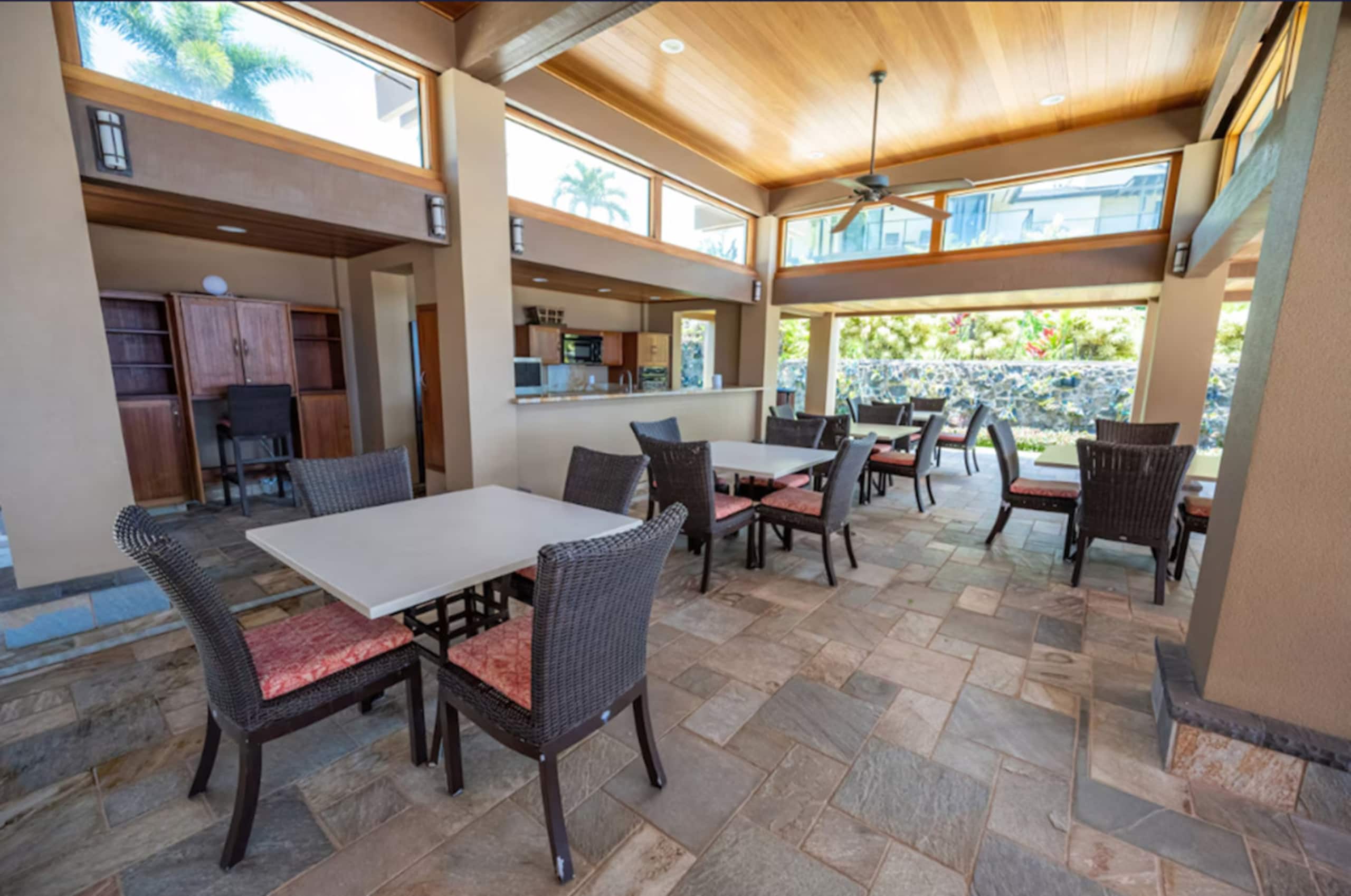 Wailea Elua Resort 1904: Front of the Front Row - Image 40