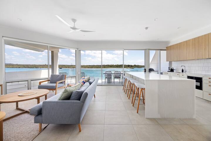 River’s Edge At Mariners gallery image 2