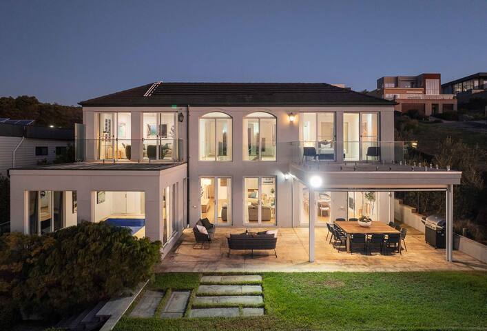 Mount Martha Manor Indoor Pool & Ocean Views gallery image 3