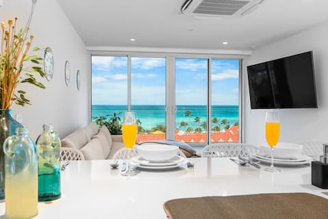 W52-The 2Bdr Luxury Condo in Aruba