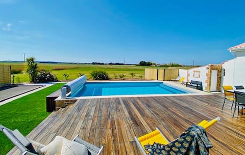 Villa with a private pool