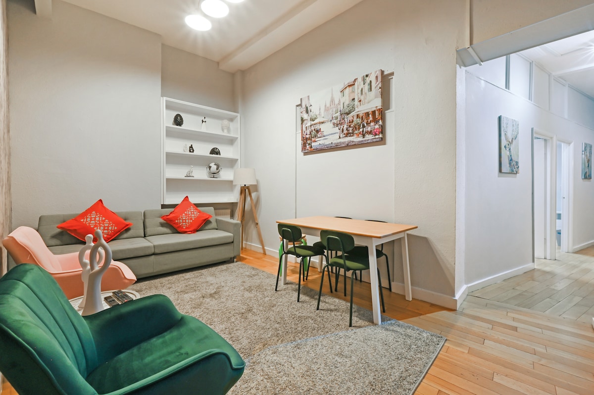 Სასტუმრო ოთახი / ლაუნჯი