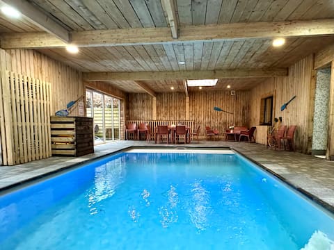 Gite all-in with an indoor pool, sauna and games