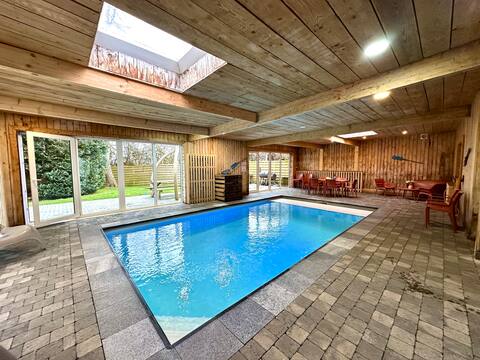 Gite all-in with an indoor pool, sauna and games