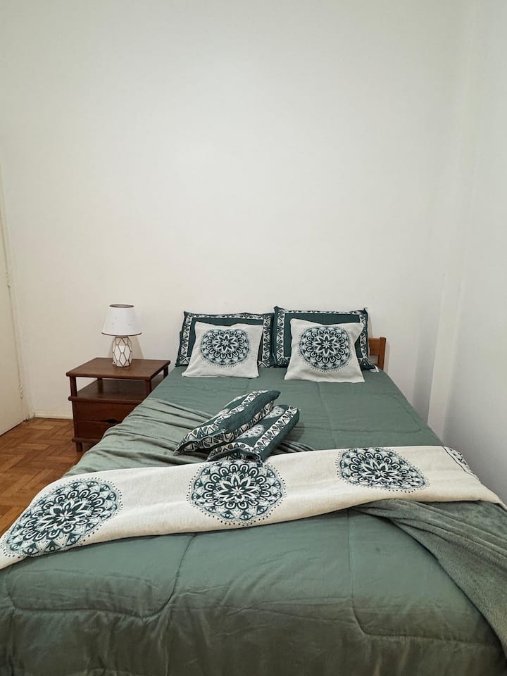 Cama