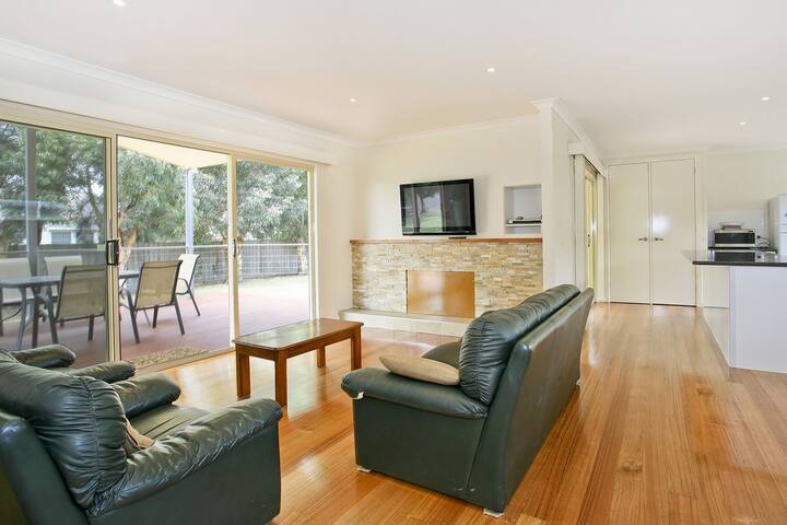 Boston Beach House 46 gallery image 2