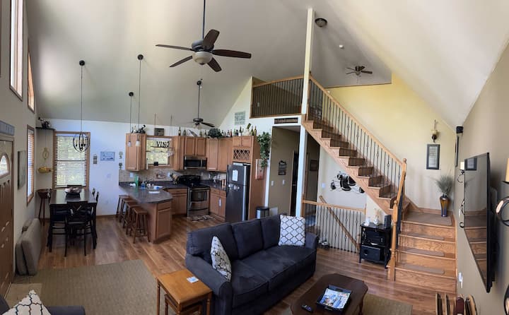 Charming Lake Wallenpaupack Family Retreat - Lake Wallenpaupack, Tafton