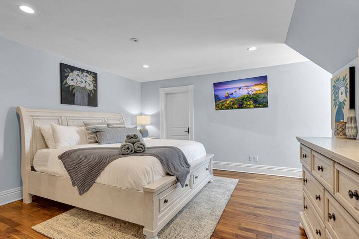 _37_4911 Baronwood Airbnb 14