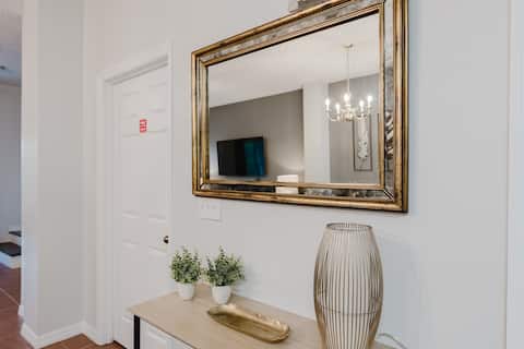 Successful Airbnb property: Amazing Disney Vacation Home 3Bed/2.5Bath in Four Corners