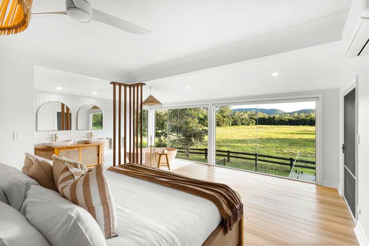 Paddock View Ranch in the Sunny Coast Countryside gallery image 5