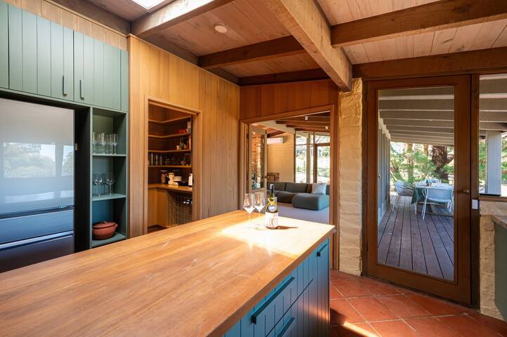 Red Hill South Hideaway | Rural Luxe with Pool gallery image 5