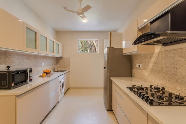 Full kitchen image 3