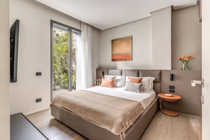 Italianway Collection – Roof Garden gallery image 3