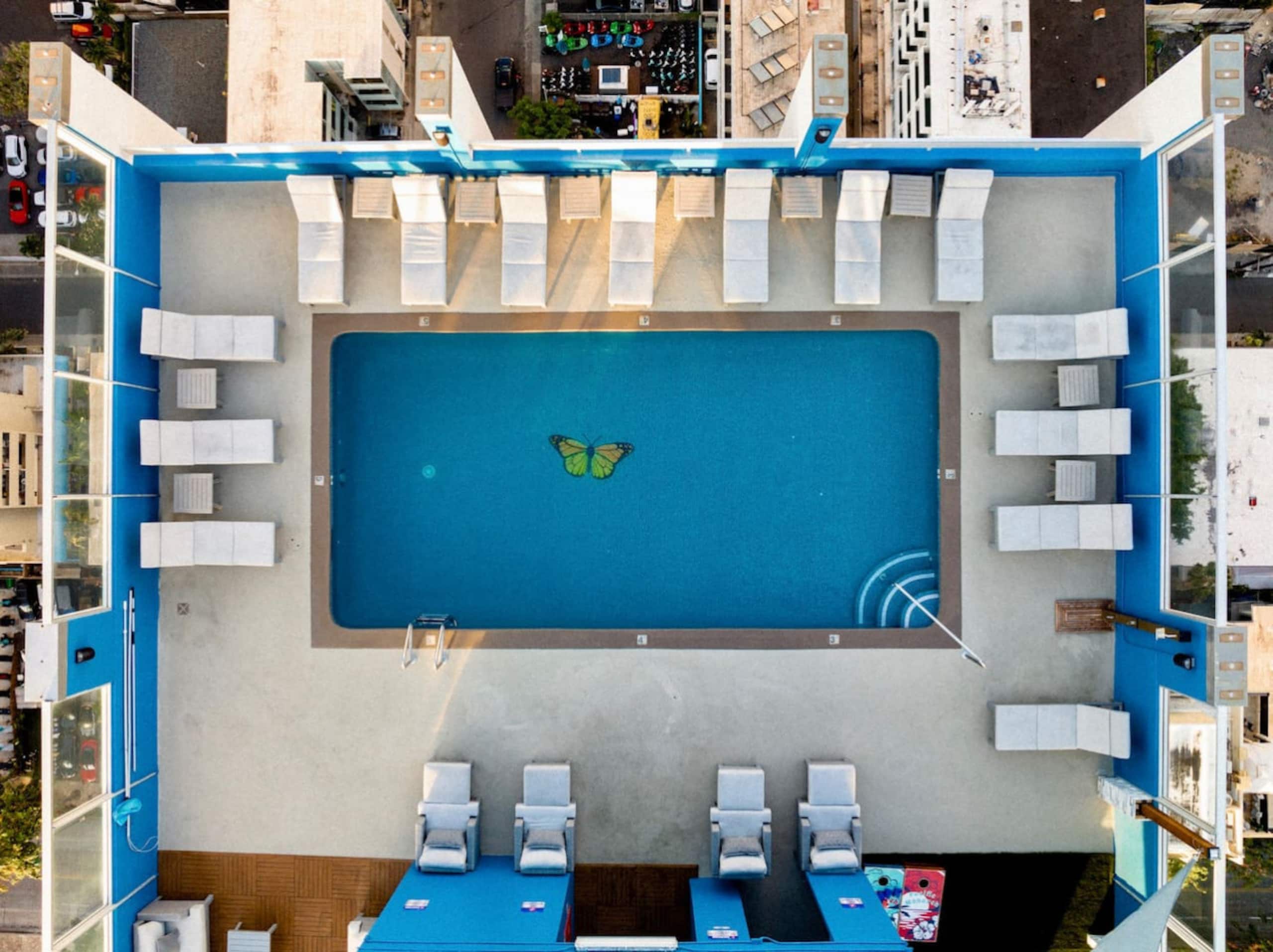 Ocean View•1 BR Corner Unit•Steps to Waikiki Beach - Image 14