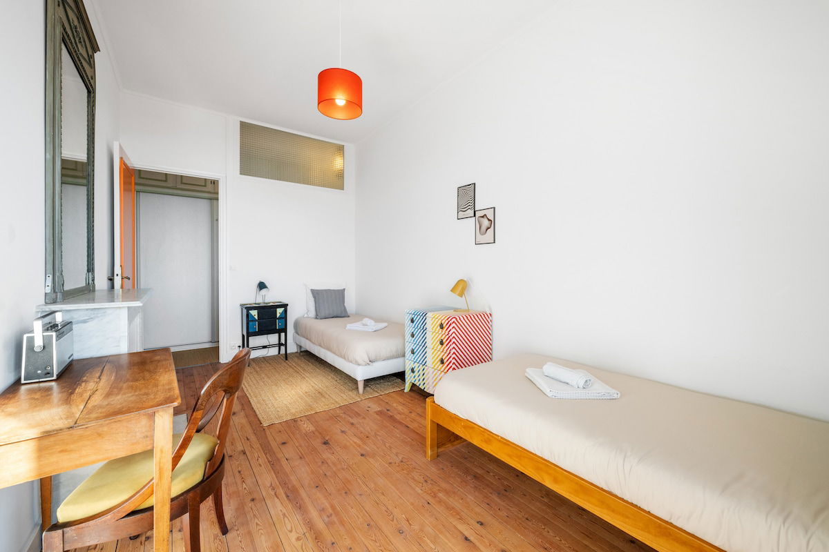 חדרים: מיטה