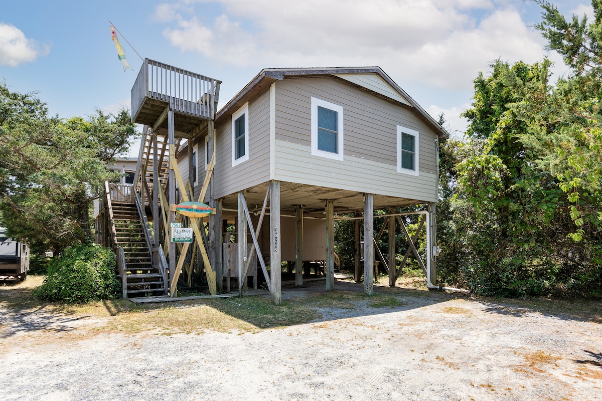 200 Yards to Beach | Pool Access in Avon