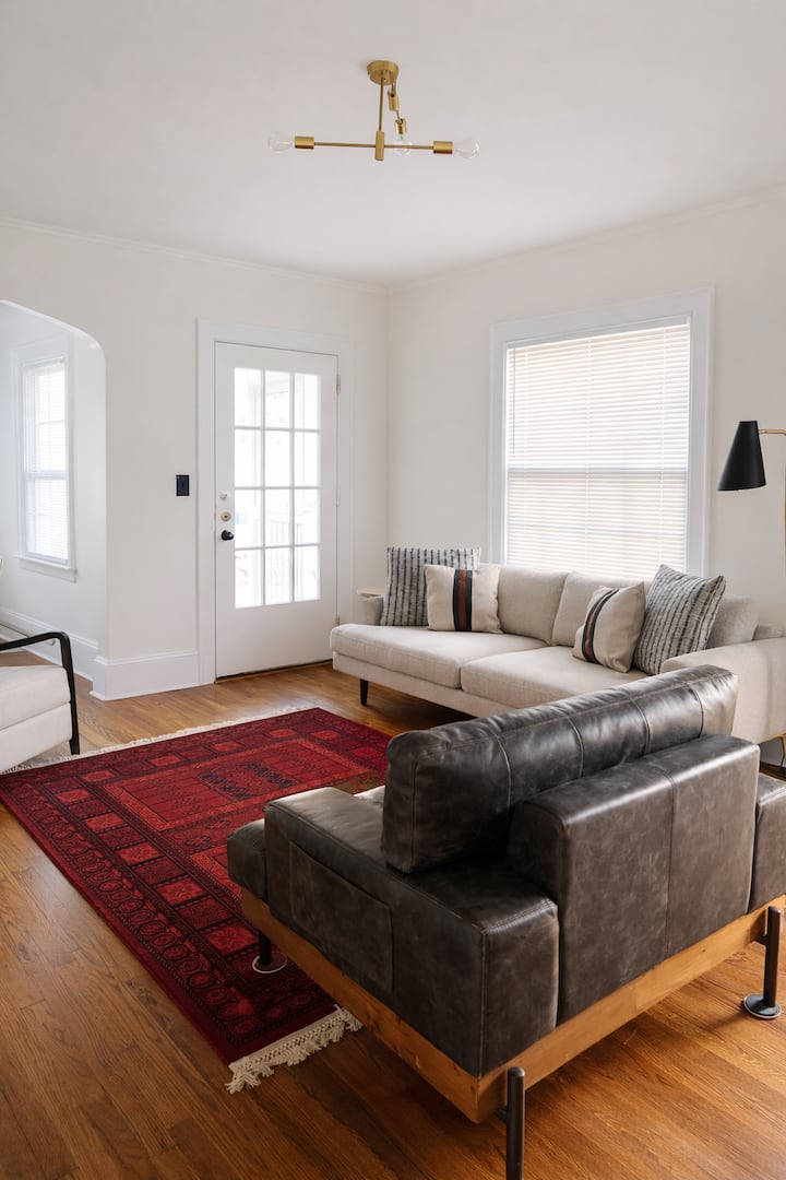 The Foxhole. A Pet friendly Cottage near Ft Bragg - Houses for