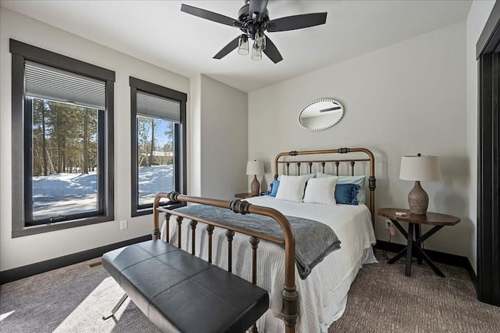 18 - Skyview Lodge -37