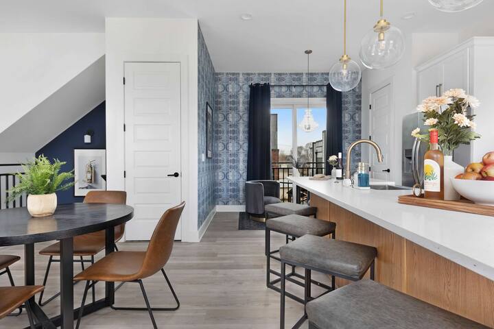 The Trillium & The Iris – 2 homes, 6 bedrooms gallery image 3