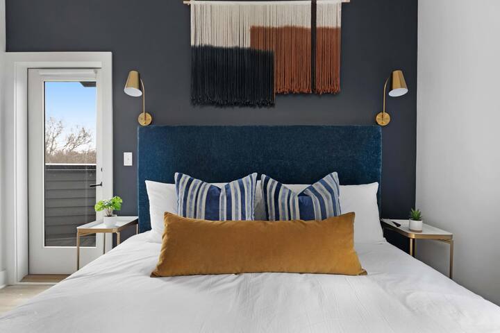 The Trillium & The Iris – 2 homes, 6 bedrooms gallery image 4