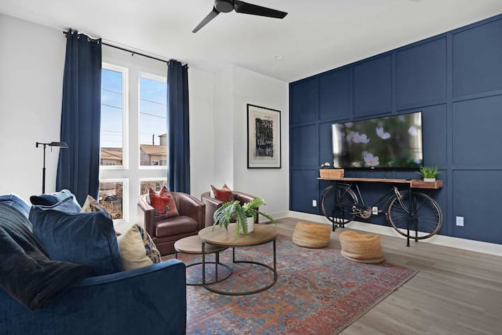 The Trillium & The Iris – 2 homes, 6 bedrooms