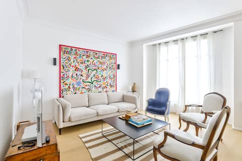 Stylish 2BR in Private Mansion at Rue de Passy