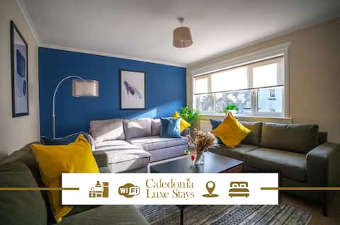 Snug Modern Home in Livingston