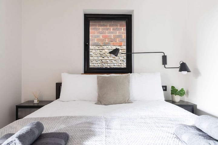 Modern 2-bed Cabin Near West Wittering Beach - Bosham