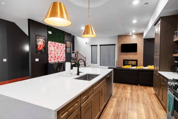 House of Rock in Music City gallery image 3