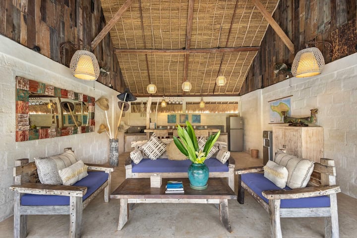 Timeless Balinese 2br Villa Near Balangan Beach - Jimbaran