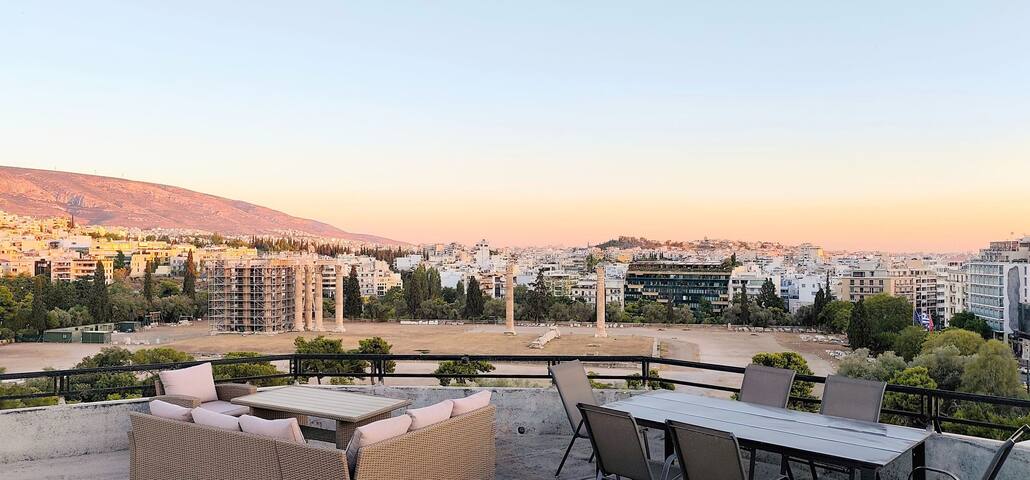 Marvelous apartment in Plaka gallery image 3